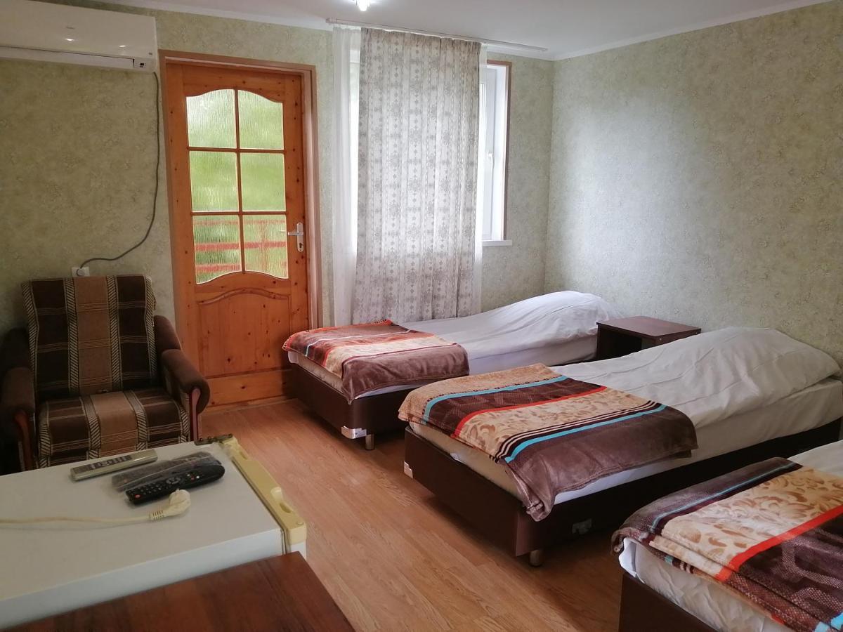 Мини-Отель На Агрба 22А Pizunda Exterior photo