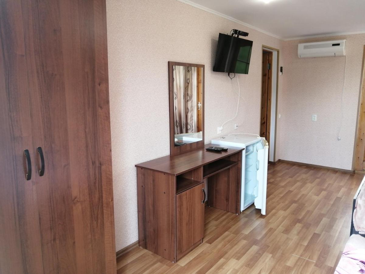 Мини-Отель На Агрба 22А Pizunda Exterior photo